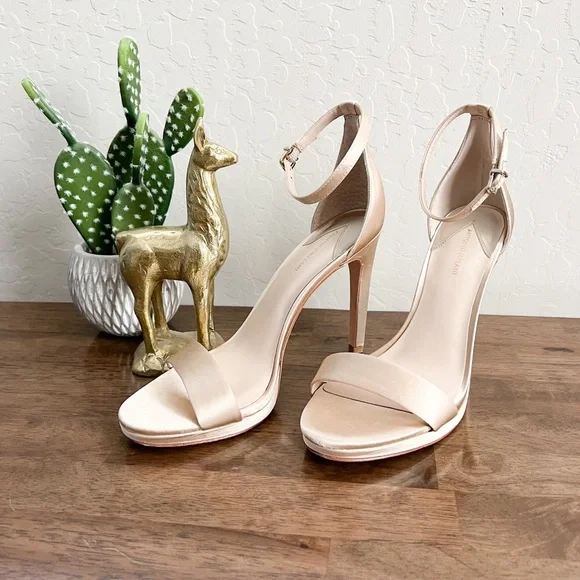 Antonio Melani Champagne Color Heels - Picture 1 of 7
